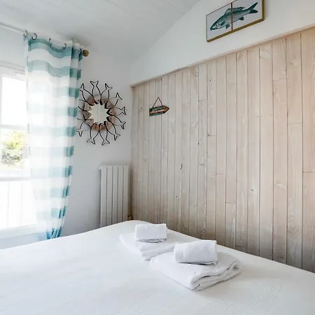 Appartement Sur L'îlot Au Centre Du Port, Vue Exceptionnelle ! *
